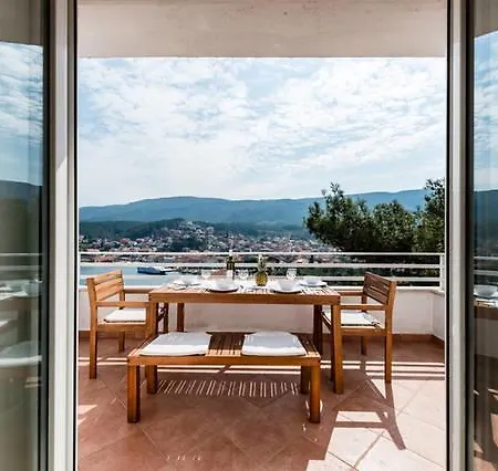 Casa Di Giorgio Apartment Jelsa  Exterior photo